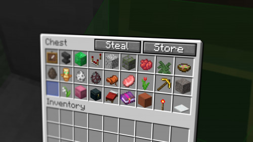 The Steal/Store buttons from AutoSteal on a chest full of random items.